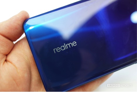 REALME CEO TEASES AN UPCOMING REALME SMARTPHONE: IS THIS REALME X?