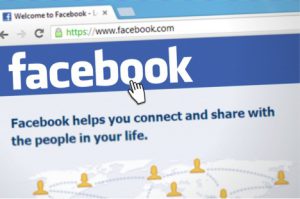 Facebook to Hire Banking Expert to Run 'Libra'