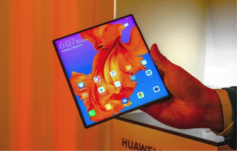 Huawei Mate X Foldable Phone Will Go on Sale in September
