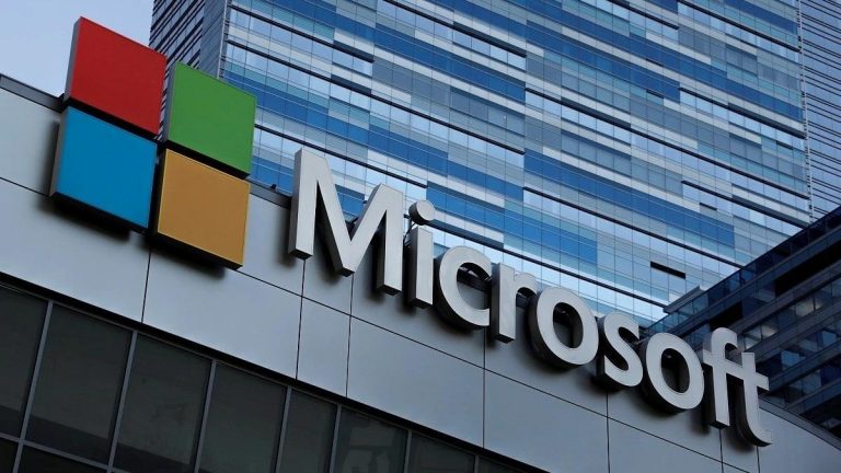 Microsoft-Warns-Cloud-Customers-of-Exposed-Databases