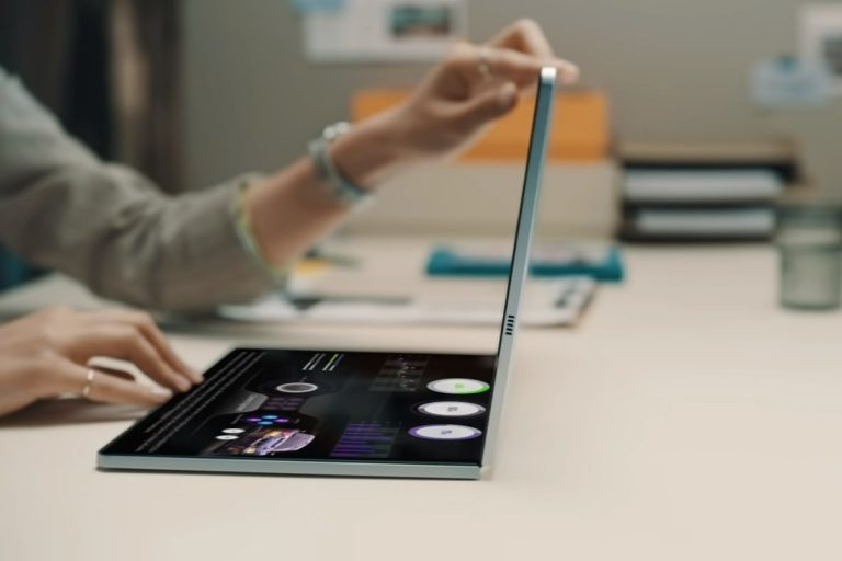 Samsung Galaxy Book Fold 17